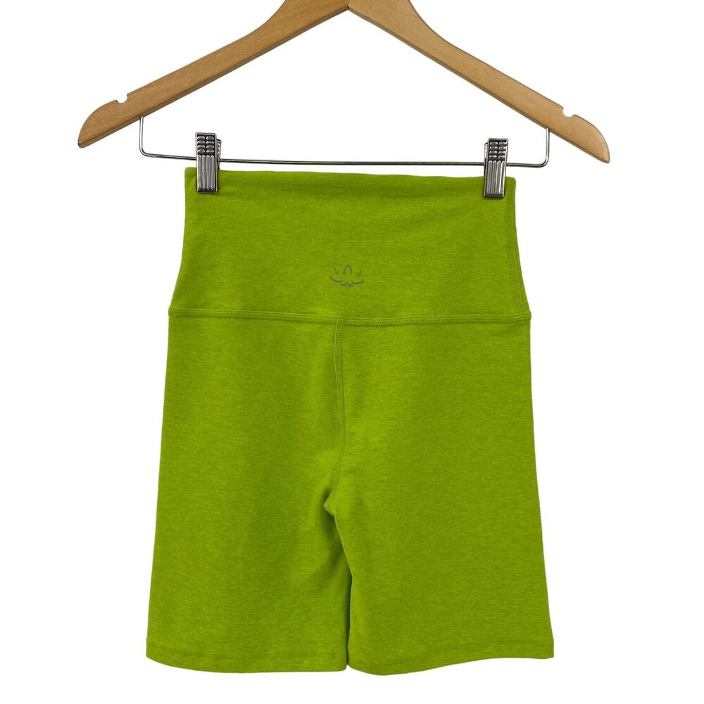 Beyond Yoga Keep Pace Biker Shorts Space Dye High Waisted Matcha Lime Green XS - Picture 2 of 5